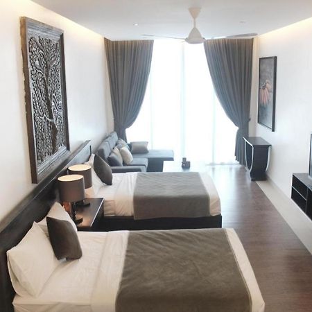 Blue Crystal Boutique Hotel Phnom Penh Esterno foto